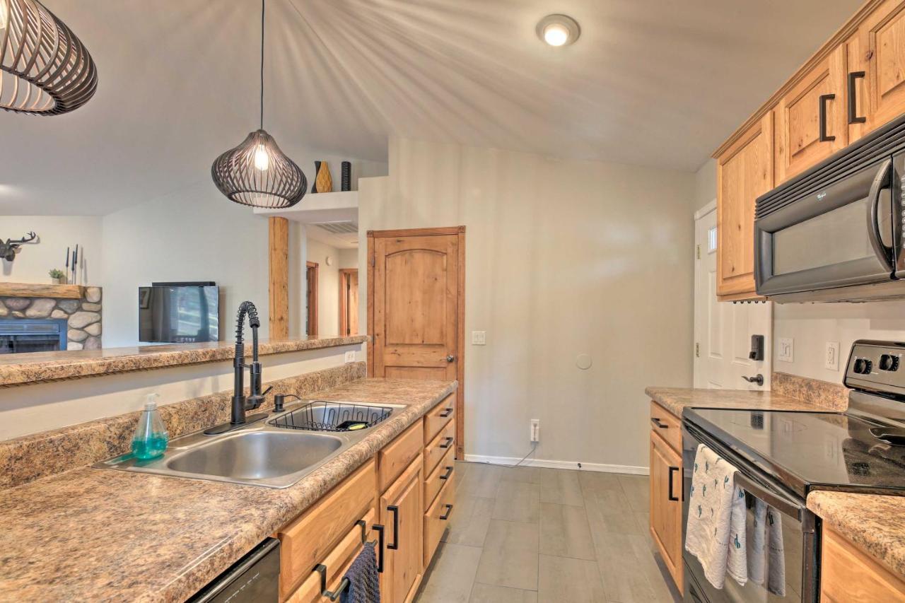 Pet-Friendly Show Low Cabin With Trail Access! エクステリア 写真