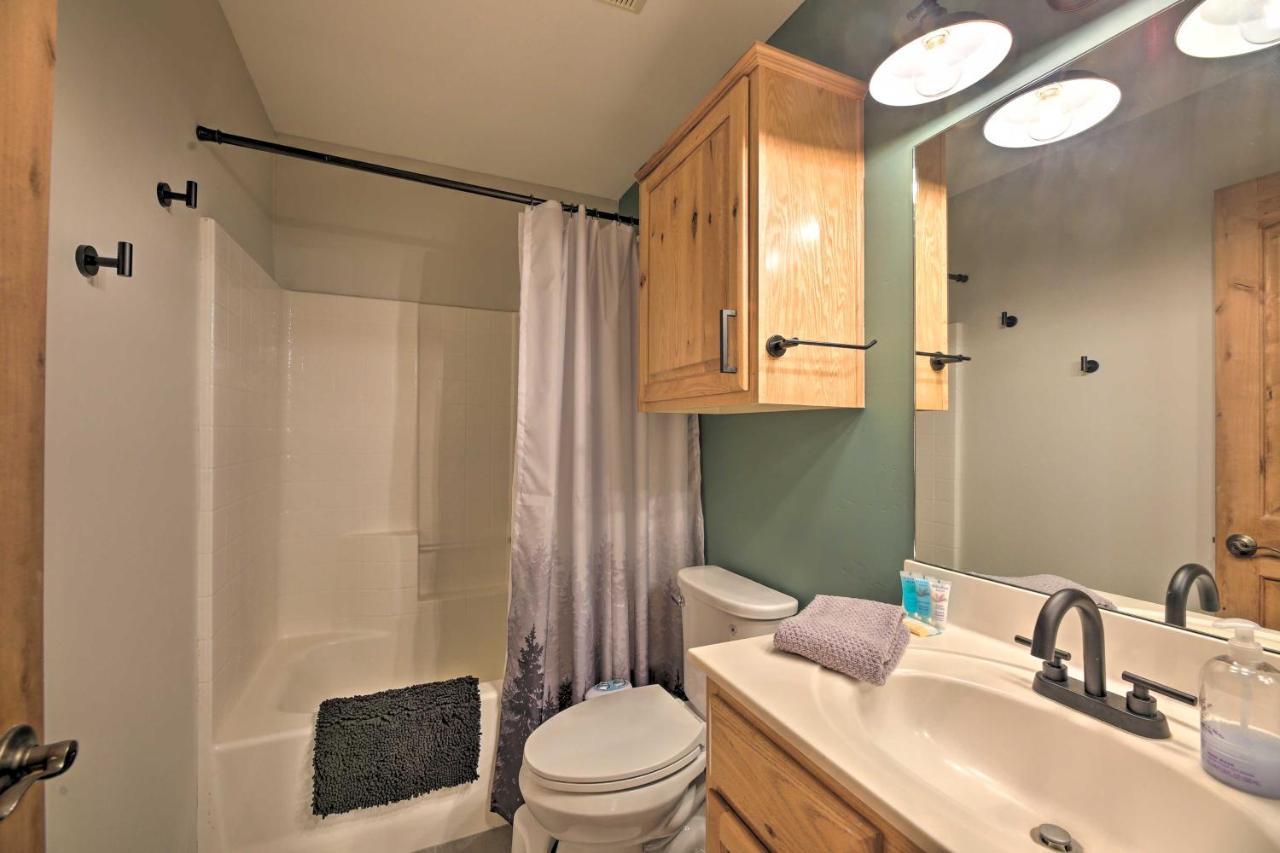 Pet-Friendly Show Low Cabin With Trail Access! エクステリア 写真