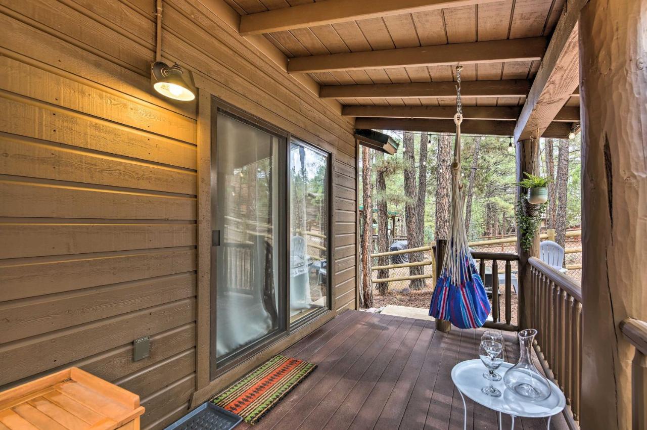 Pet-Friendly Show Low Cabin With Trail Access! エクステリア 写真